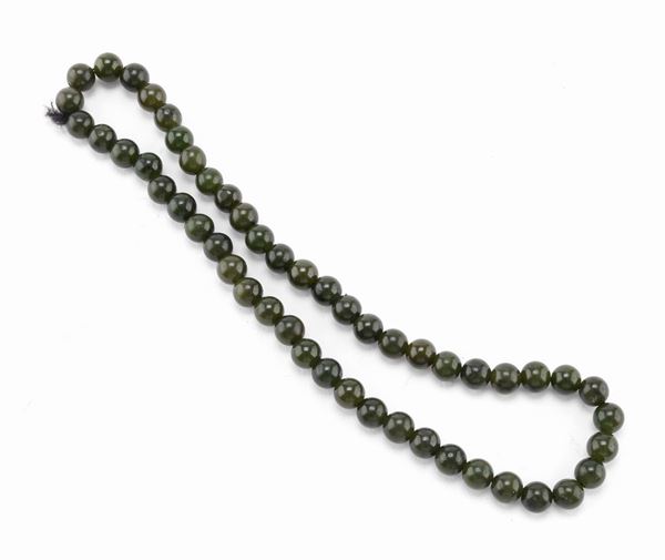 COLLANA IN GIADA NEFRITE, CINA