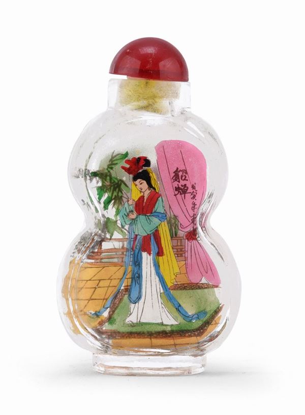 PICCOLA SNUFF-BOTTLE IN VETRO, CINA