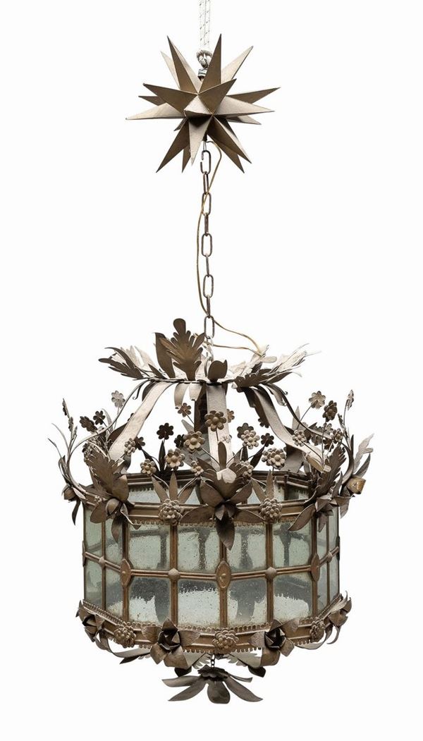 LAMPADARIO IN METALLO DORATO OTTAGONALE