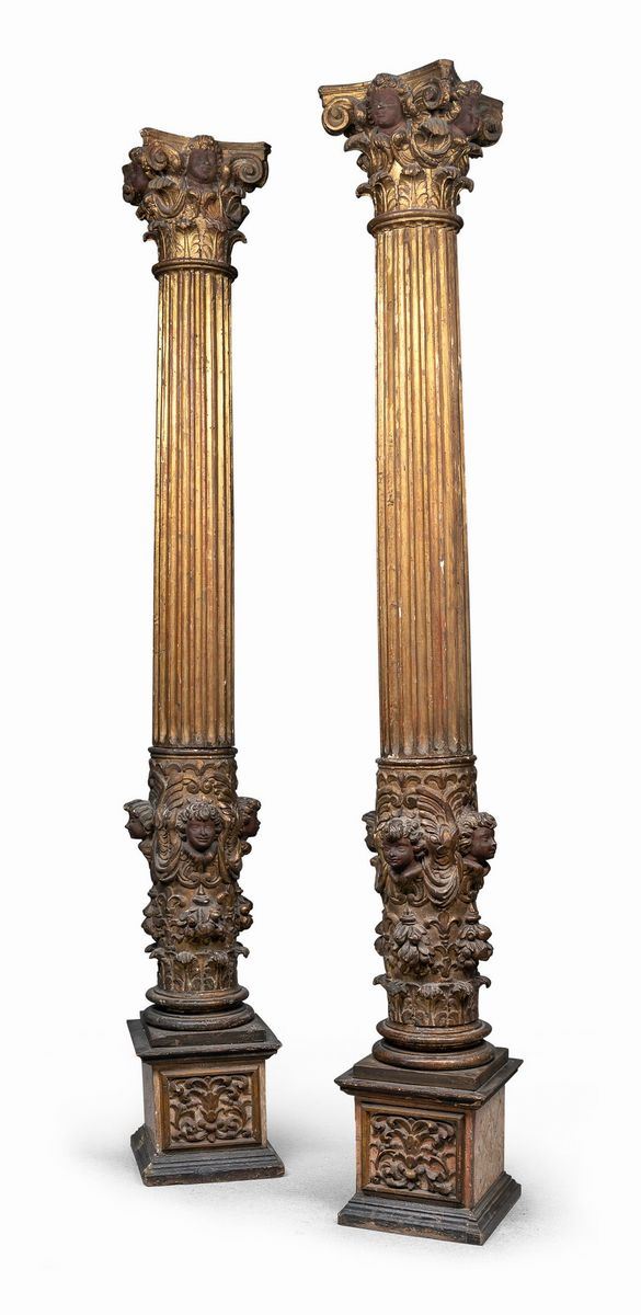 COPPIA DI COLONNE IN LEGNO LACCATO, ITALIA SETTENTRIONALE XVIII SECOLO