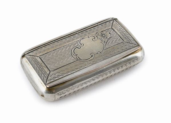 PICCOLA TABACCHIERA IN ARGENTO