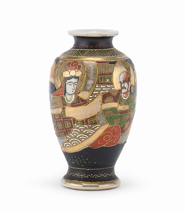PICCOLO VASO IN CERAMICA, GIAPPONE