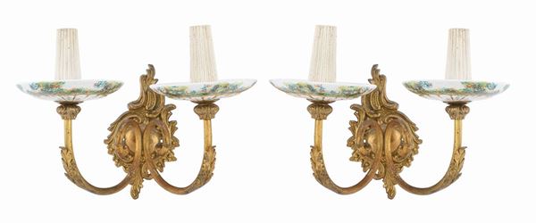 COPPIA DI APPLIQUES IN METALLO DORATO