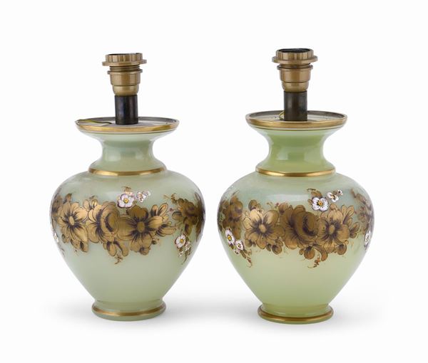 COPPIA DI LUMI IN VETRO OPALINE