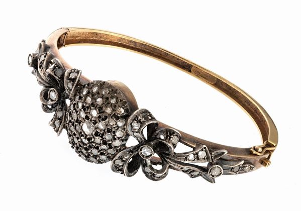 BRACCIALE CON DIAMANTI TAGLIO ROSA