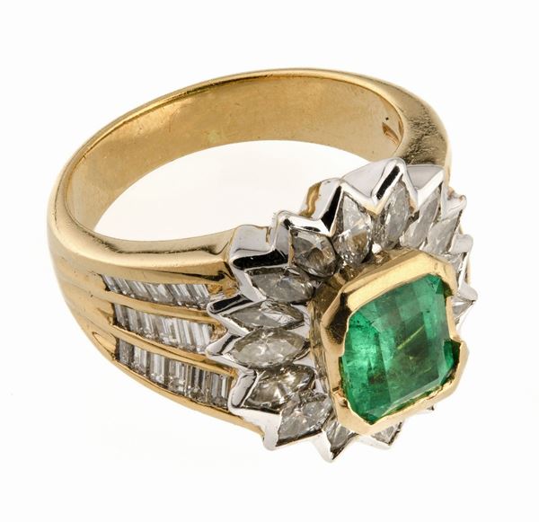 ANELLO CON SMERALDO  E BRILLANTI