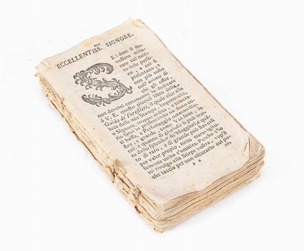 RESTI DI VOLUMETTO CON VEDUTE CAMPANE