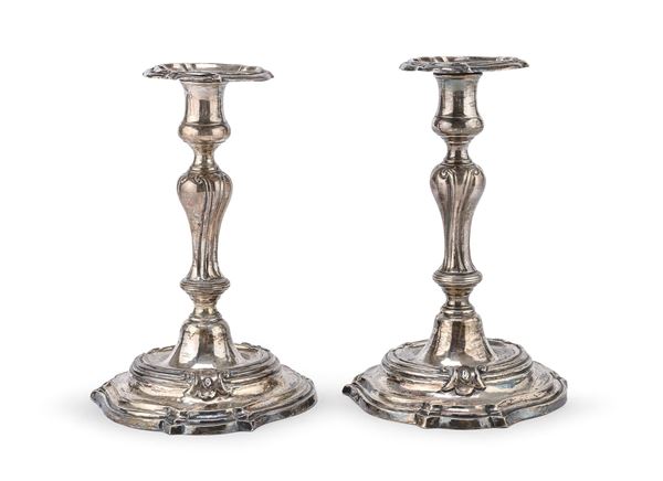 COPPIA DI CANDELIERI IN ARGENTO, NAPOLI 1763