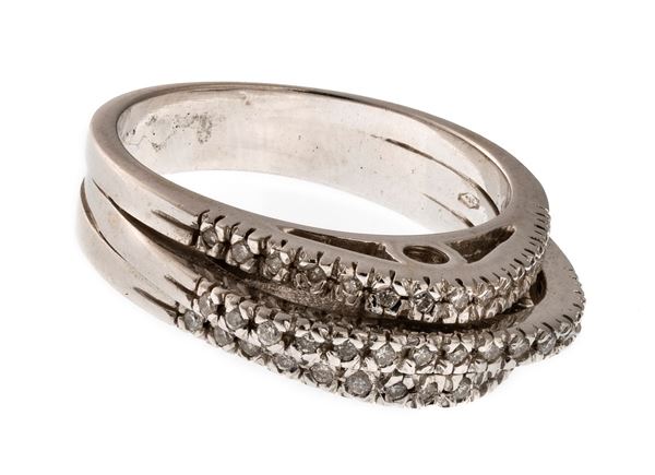 ANELLO CON BRILLANTI