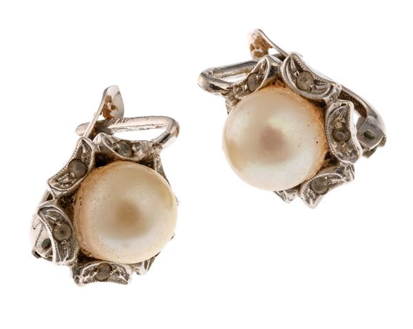 COPPIA DI ORECCHINI CON PERLE