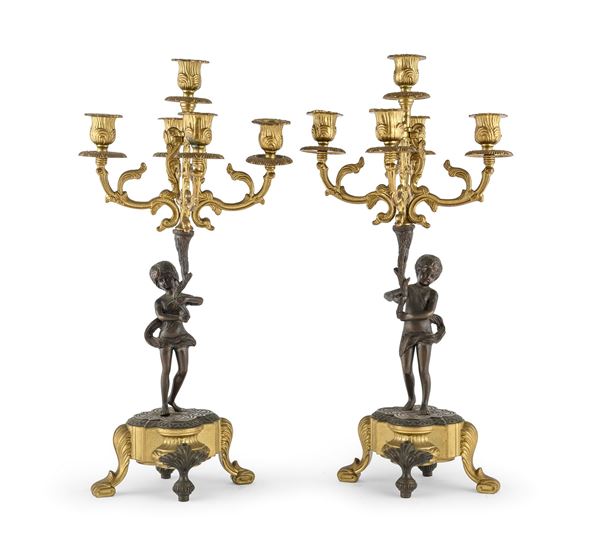 COPPIA DI CANDELABRI IN BRONZO