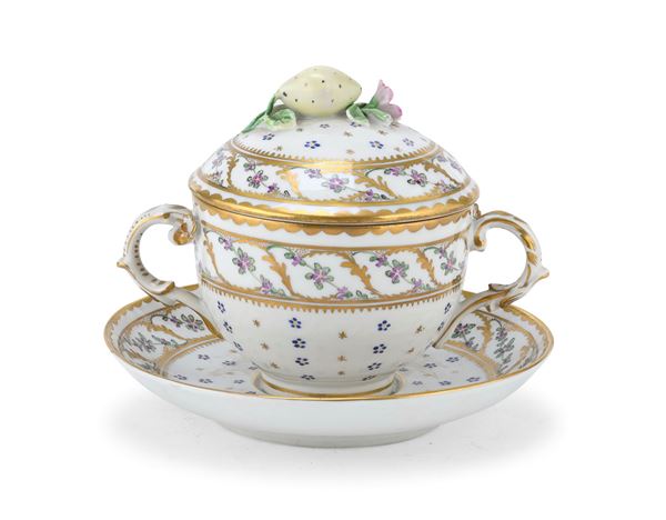 TAZZA DA PUERPERA IN PORCELLANA, DRESDA