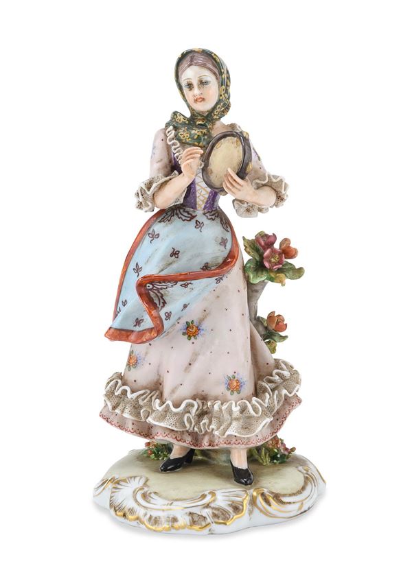 FIGURA DI GIOVINETTA IN PORCELLANA, GINORI