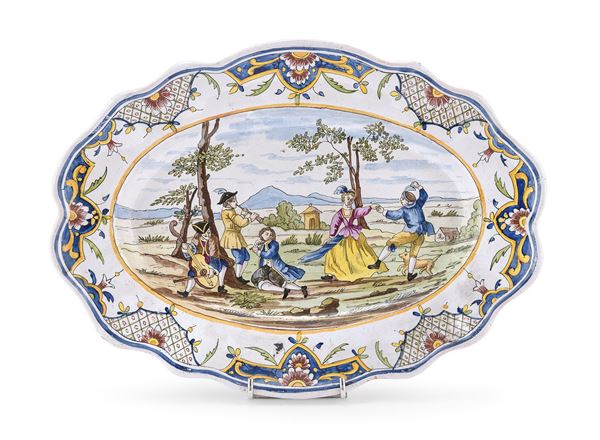 PIATTO IN MAIOLICA, PROBABILMENTE MARSIGLIA