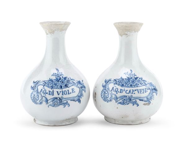 COPPIA DI VASI IN MAIOLICA, OFFICINA CAMPANA