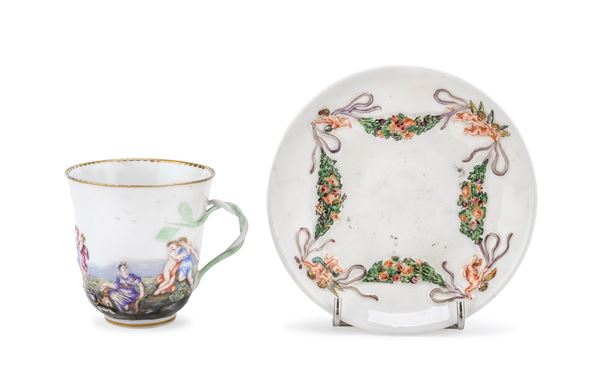 TAZZA E PIATTINO IN PORCELLANA, GINORI
