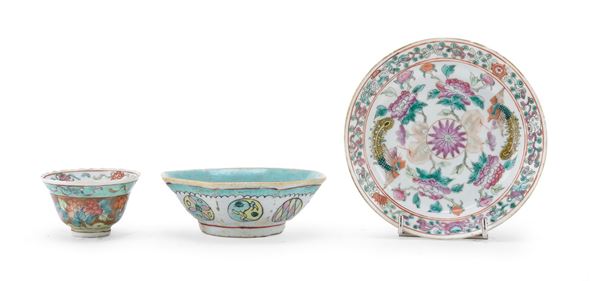 TRE PORCELLANE, CINA FINE XIX, INIZIO XX SECOLO