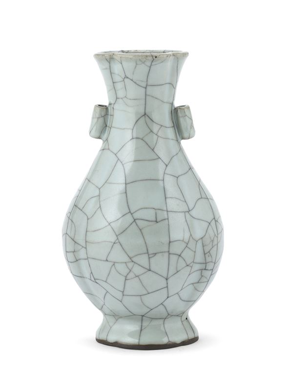 VASO IN PORCELLANA CELADON CRACKLÈ', CINA XIX SECOLO