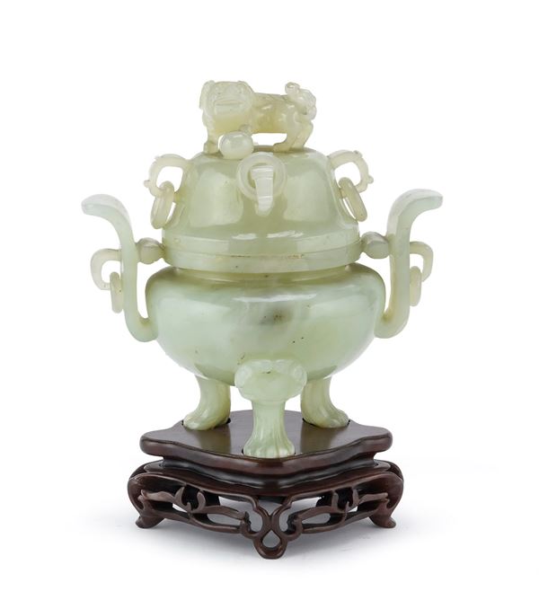 VASO IN SERPENTINO, CINA
