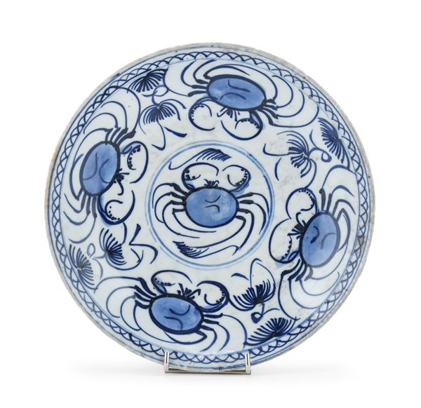 PIATTO IN PORCELLANA BIANCO E BLU, CINA XIX SECOLO