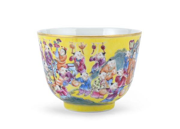 TAZZA IN PORCELLANA, CINA, PRIMA METÁ XX SECOLO