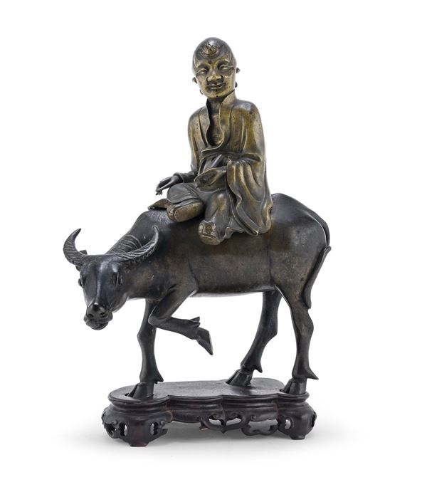 SCULTURA IN BRONZO DI LAO TZU SUL BAFALO, CINA