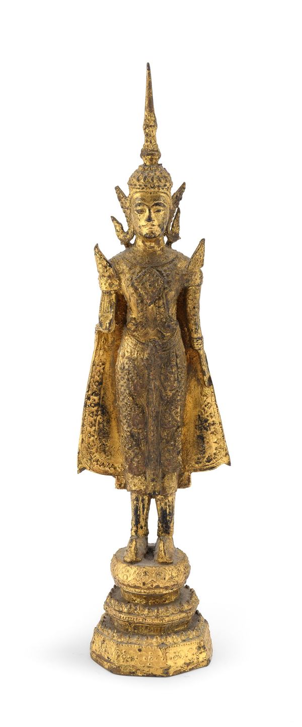 BUDDHA IN BRONZO DORATO, TAILANDIA FINE XIX, INIZIO XX SECOLO