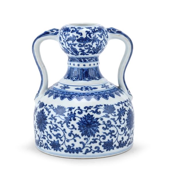 VASO IN PORCELLANA BIANCO E BLU, CINA
