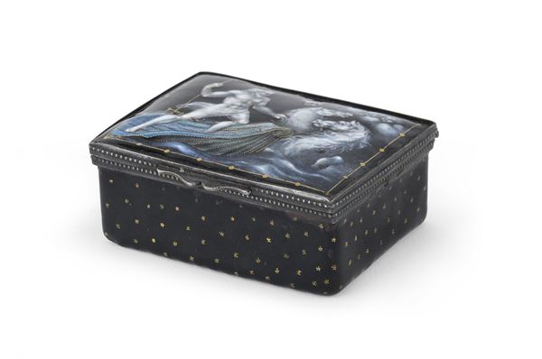 COFANETTO CON SMALTI, LIMOGES FINE XVIII SECOLO
