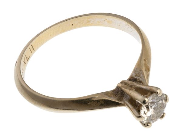 ANELLO SOLITAIRE CON BRILLANTE