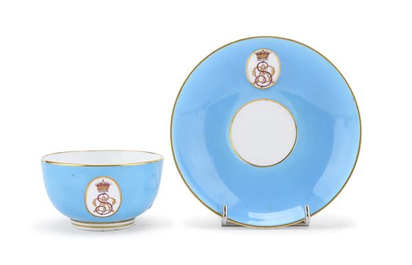 TAZZA E PIATTINO IN PORCELLANA, INGHILTERRA