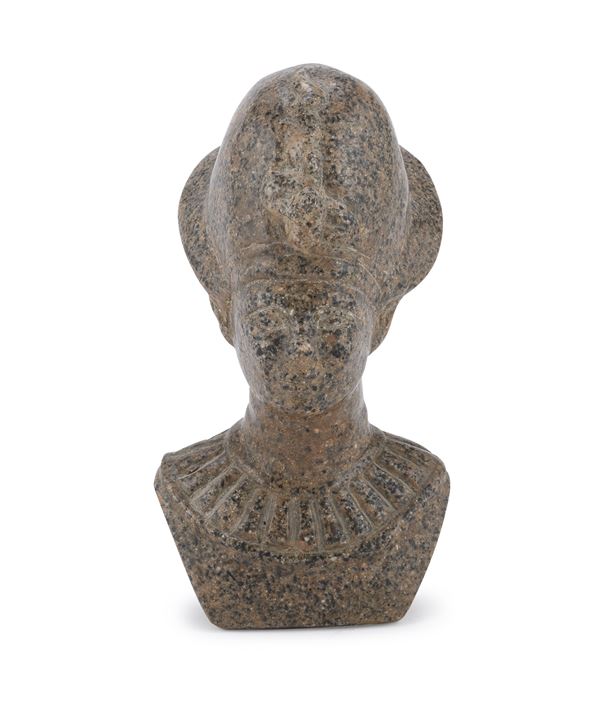 MODELLO DI BUSTO DI FARAONE IN GRANITO