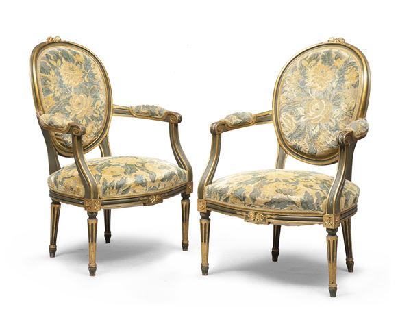 COPPIA DI POLTRONCINE IN LEGNO A LACCA VERDE E ORO