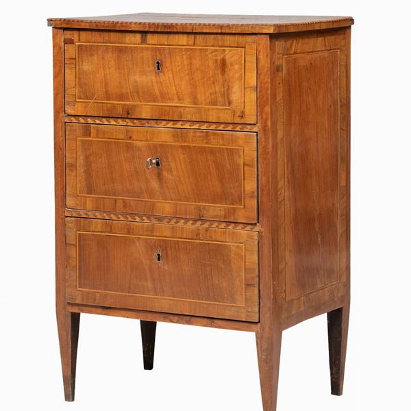 PICCOLA COMMODE IN CILIEGIO, FINE XVIII SECOLO