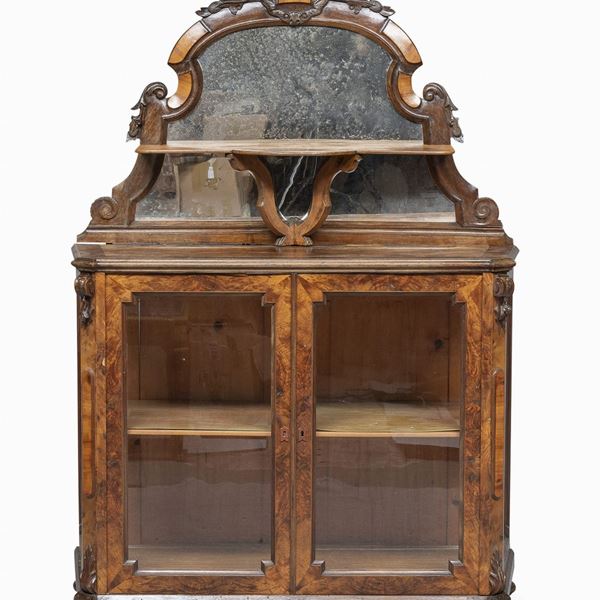 CREDENZA-VETRINA CON ALZATA, PROBABILMENTE SICILIA