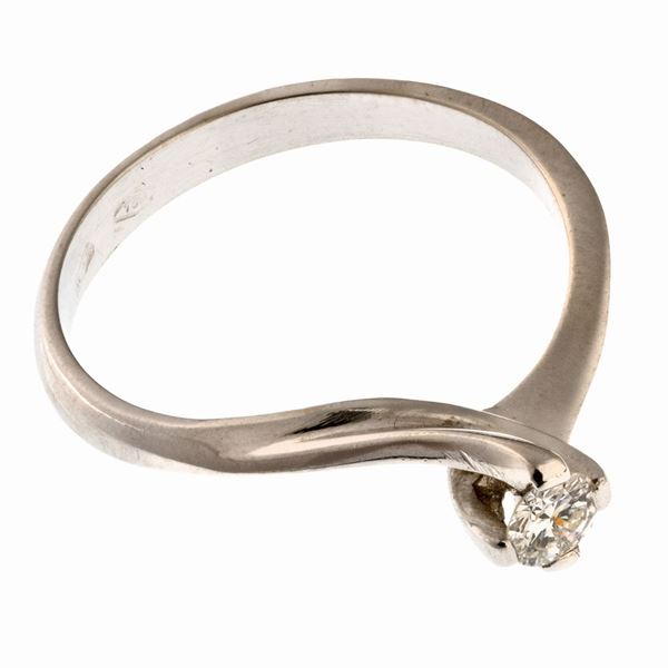 ANELLO SOLITAIRE CON BRILLANTE