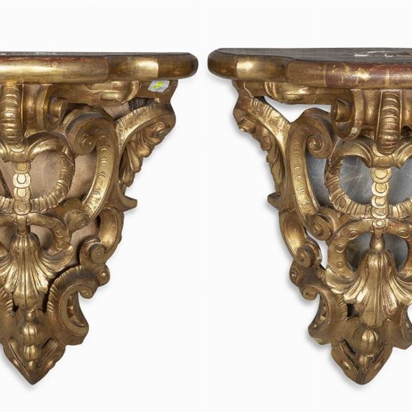 COPPIA DI CONSOLES PENSILI IN LEGNO DORATO