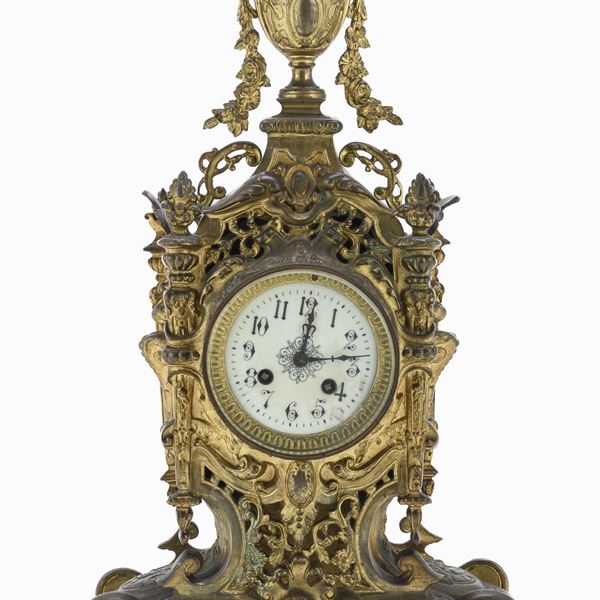 OROLOGIO DA TAVOLO IN BRONZO DORATO, NAPOLEONE III