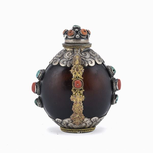 GRANDE SNUFF BOTTLE IN VETRO, TIBET XX SECOLO