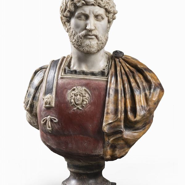SCULTURA DEL BUSTO DI ADRIANO LACCATO
