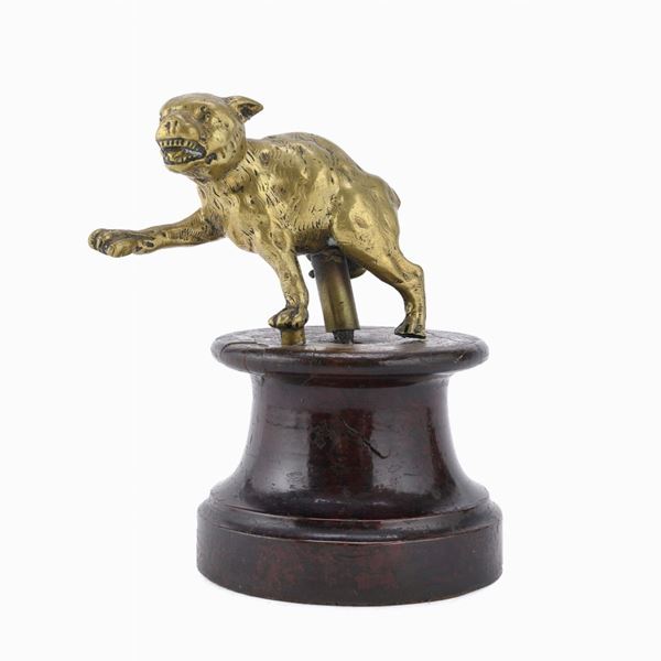 SCULTURA DI IENA IN BRONZO DORATO