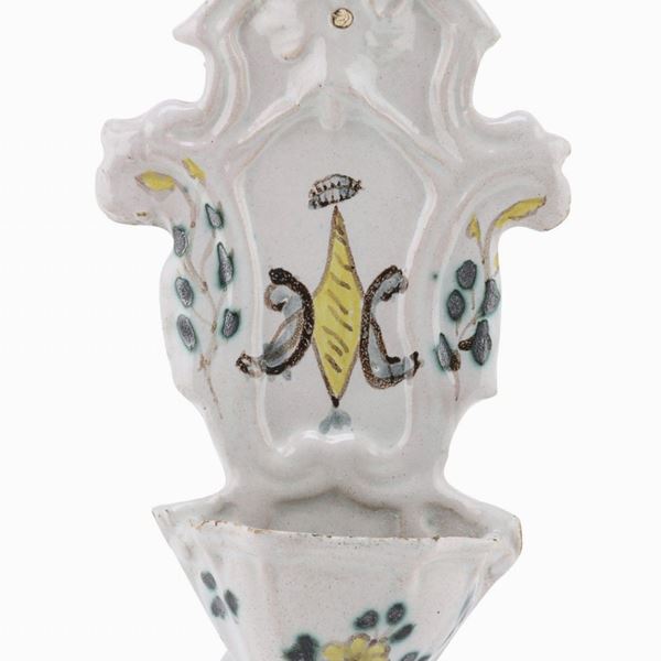 PICCOLA ACQUASANTIERA IN CERAMICA, BASSANO