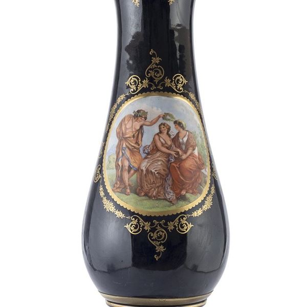 COLONNA CON VASO IN PORCELLANA, STILE SEVRES