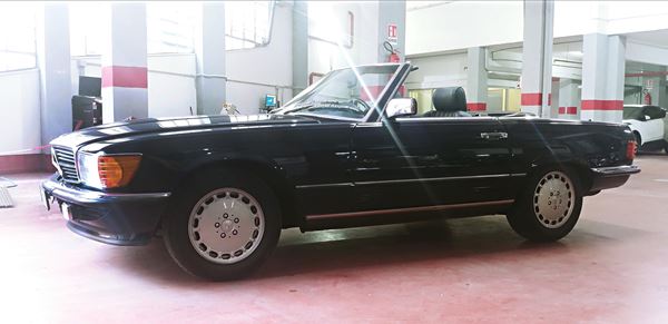 1986 MERCEDES BENZ 560SL