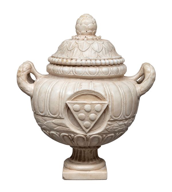 VASO MEDICI IN MARMO BIANCO, FIRENZE XVI SECOLO