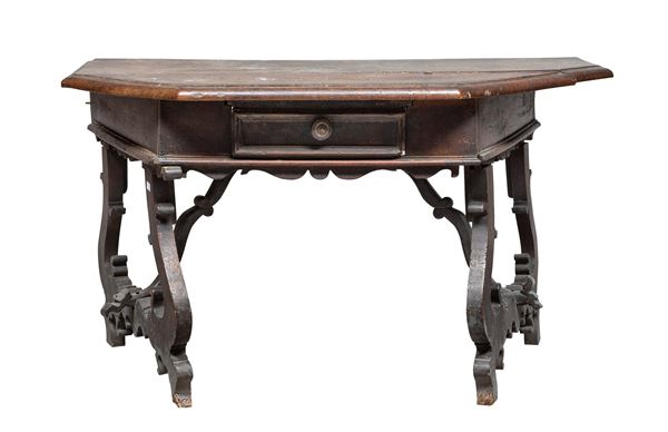 TAVOLO CONSOLE IN NOCE, ITALIA CENTRALE INIZI XVII SECOLO