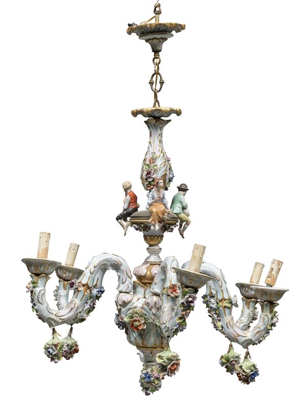 LAMPADARIO IN PORCELLANA, XX SECOLO