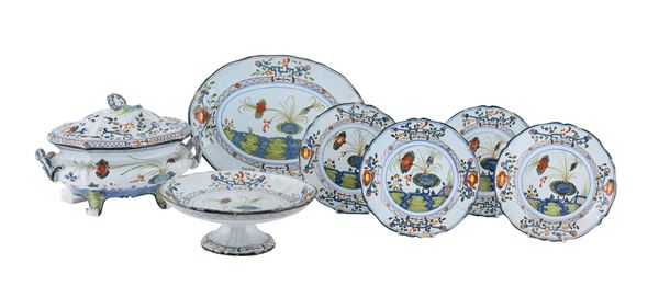 PARTE DI SERVIZIO DI PIATTI IN CERAMICA, FAENZA
