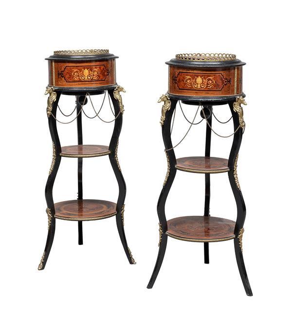 COPPIA DI ALTANE A TABOURET