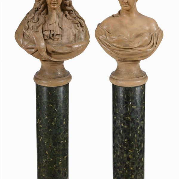 COPPIA DI BUSTI IN TERRACOTTA CON COLONNE, FINE XVIII SECOLO